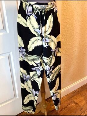 Tommy Bahama 100% Silk Pants - Size 4